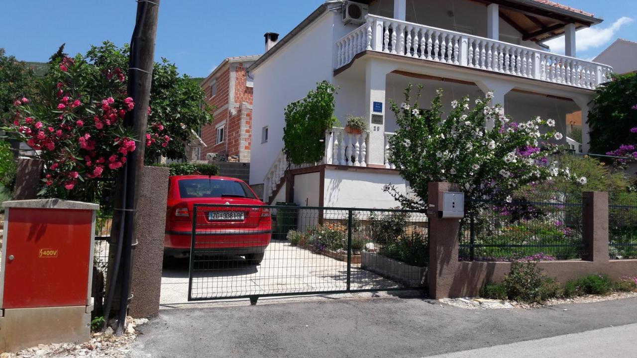 Apartment Ana Gornji Karin Dış mekan fotoğraf