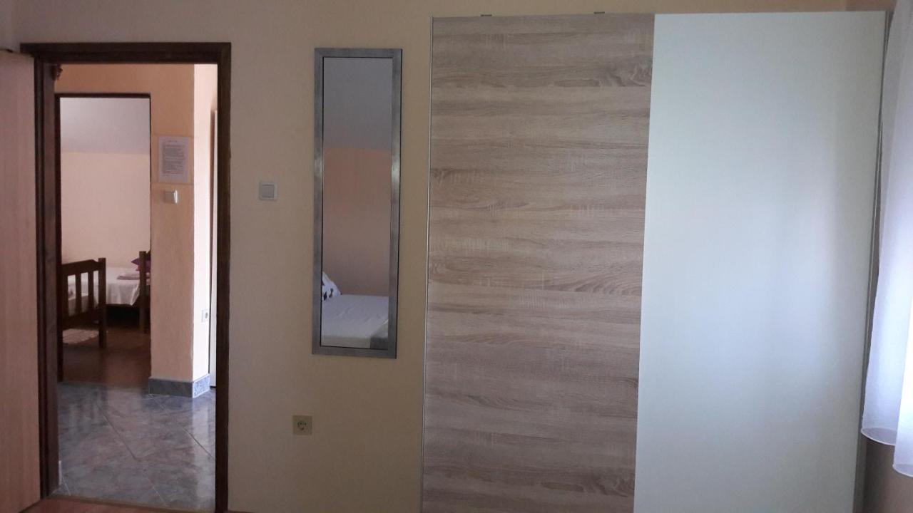 Apartment Ana Gornji Karin Dış mekan fotoğraf