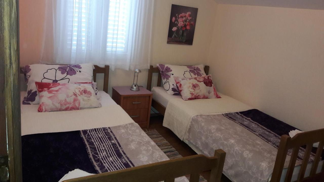 Apartment Ana Gornji Karin Dış mekan fotoğraf